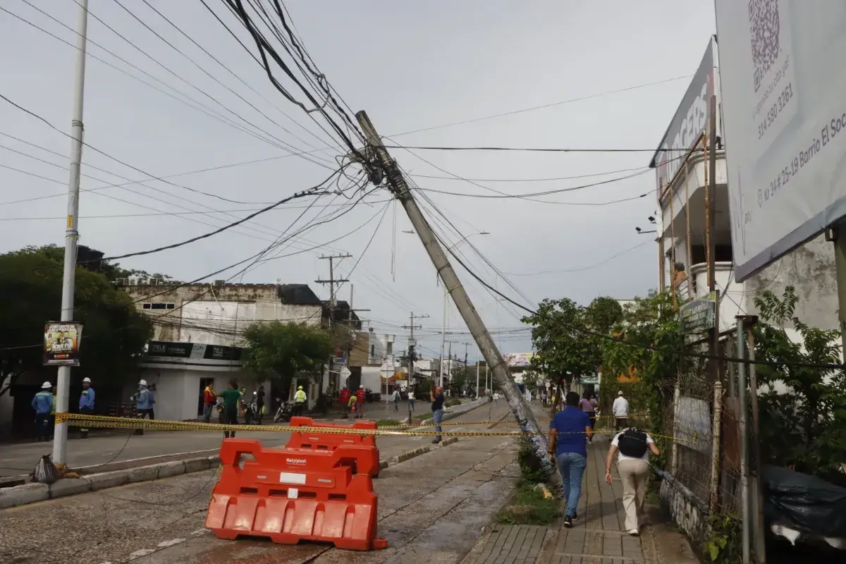 Fuertes vientos y lluvias causan cierres de vías en Sucre