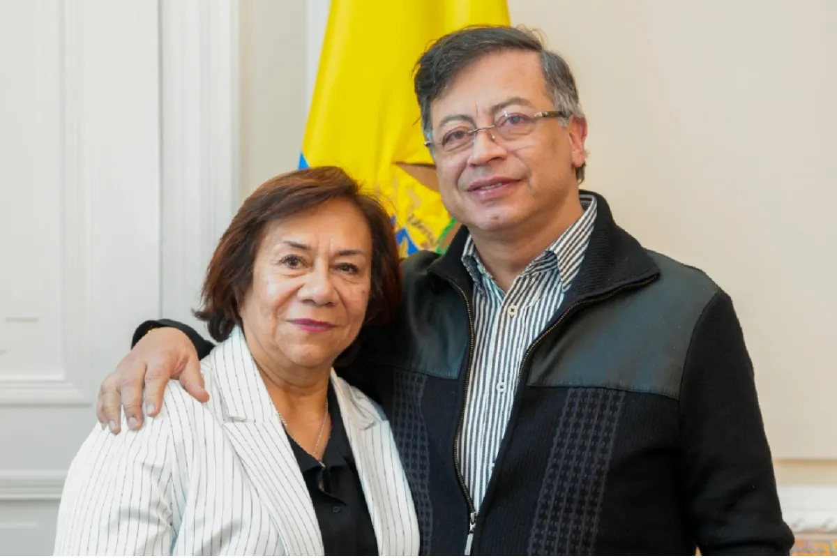 Canciller renuncia a su visado estadounidense