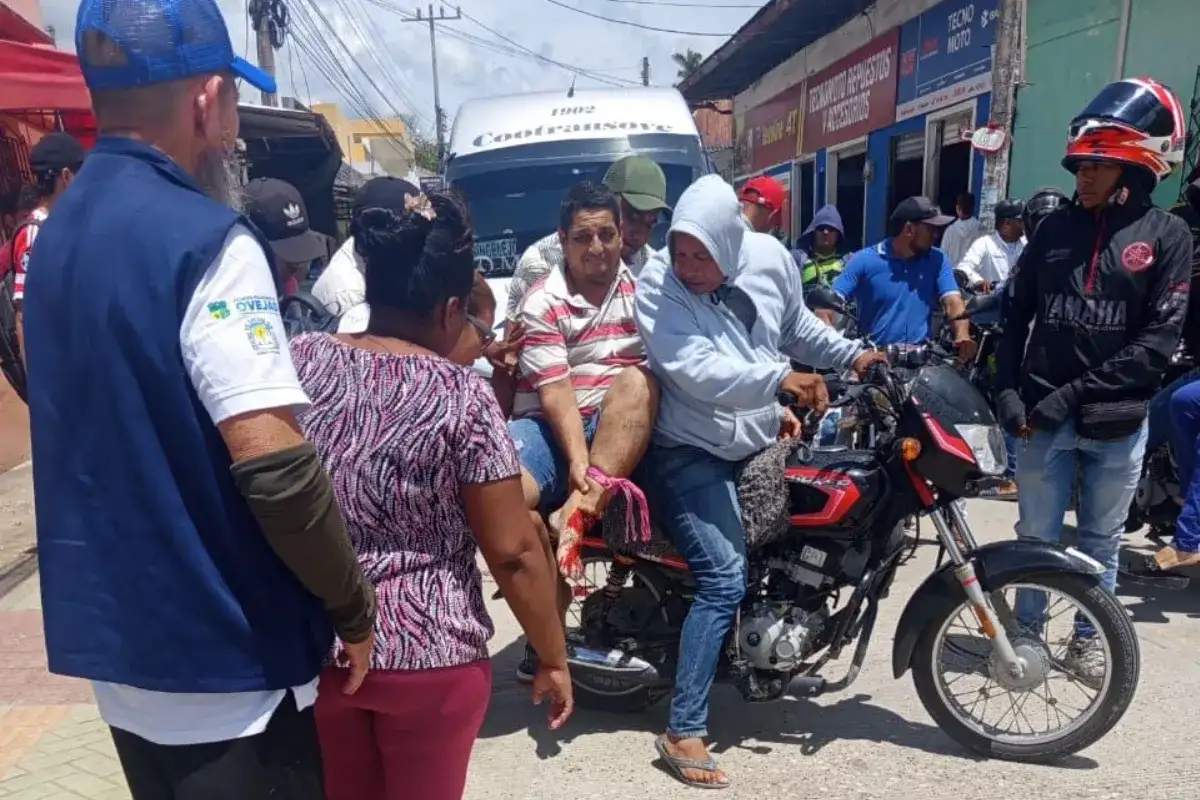 Por imprudencia motociclistas se habrían estrellado