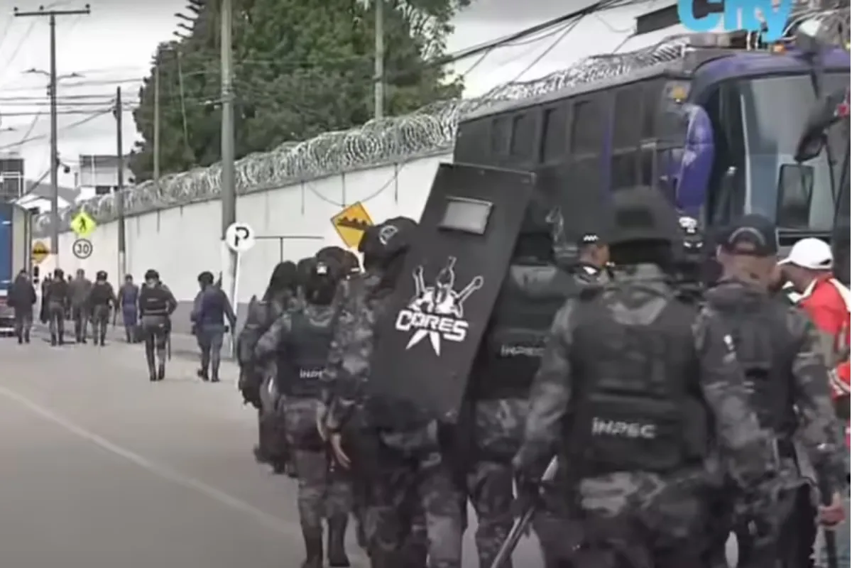 En la puerta de la cárcel asesinan a un guardia del Inpec
