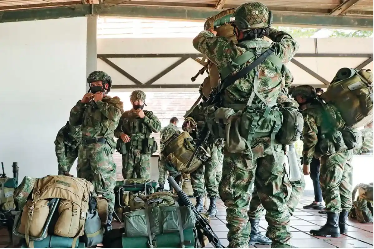 Escándalo: militares vendían armas a 'Los Pachenca'