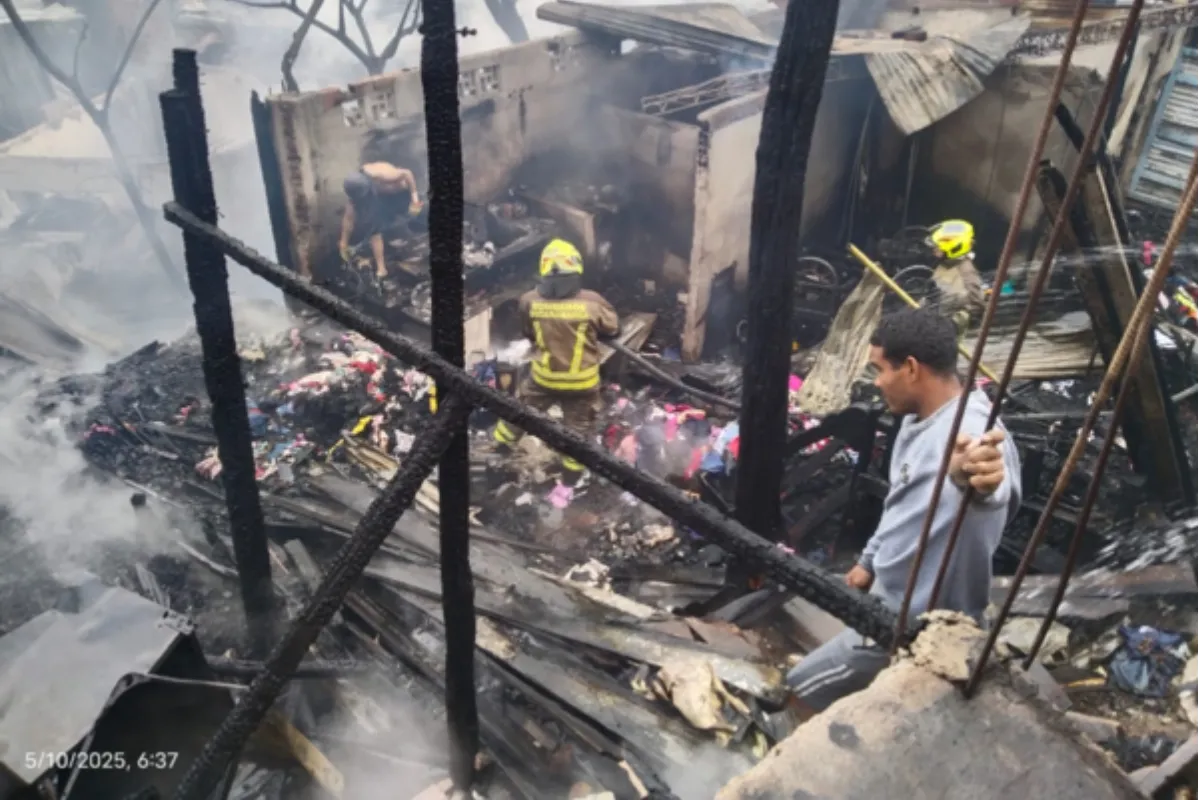 Incendio destruyó 20 casas en Bucaramanga