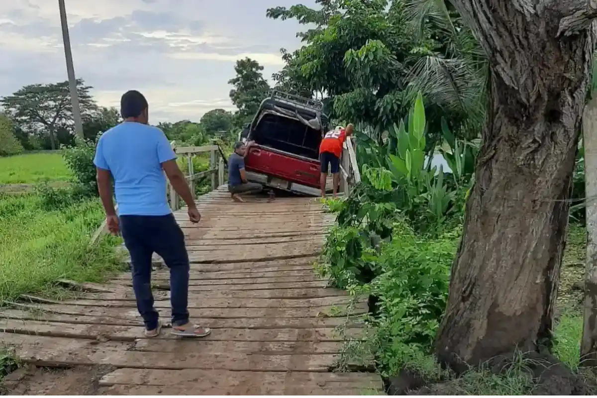 Alcalde, ¿quién curará este puente quebrado en Pelayo?