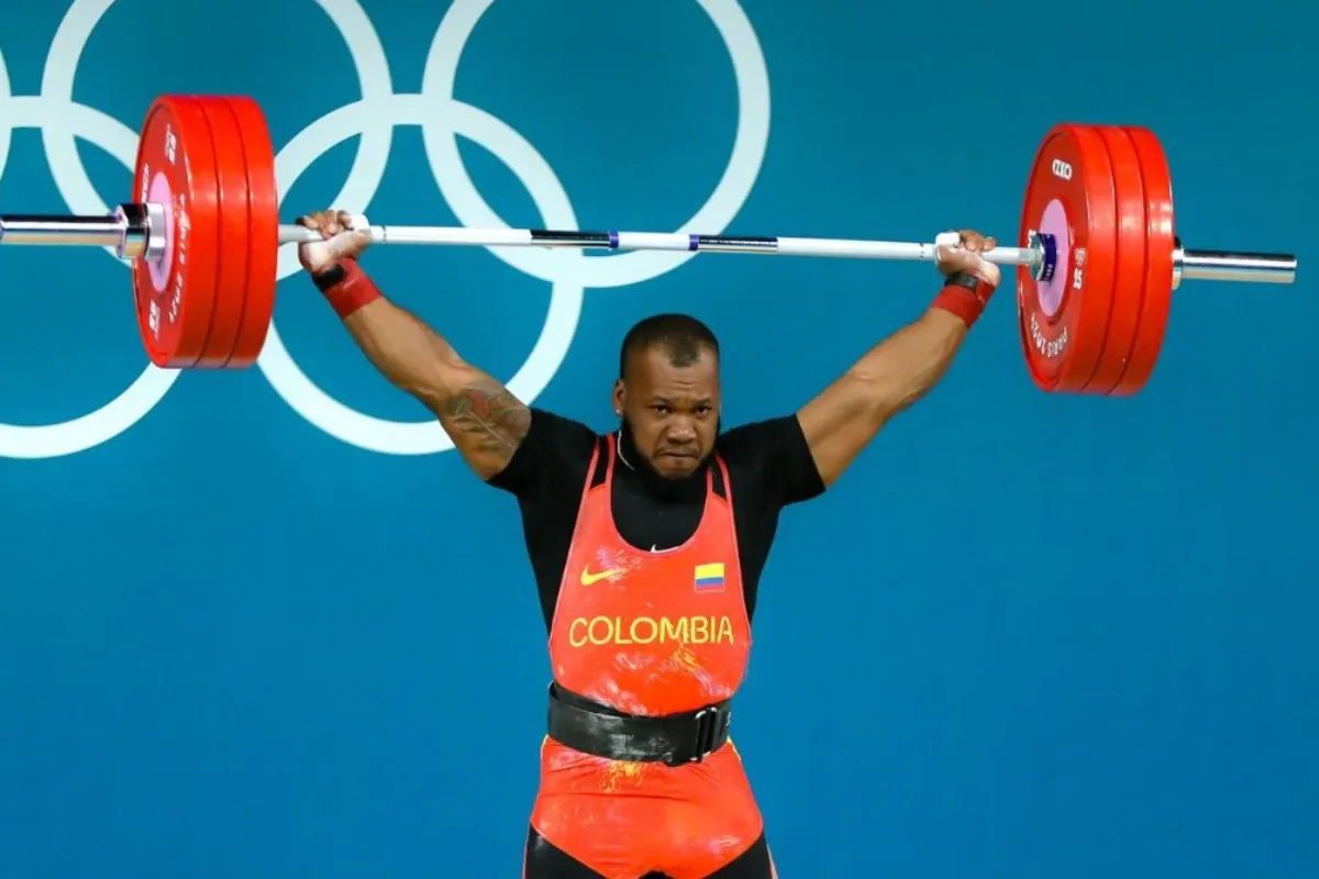 Yeison López logra dos medallas de oro y doble récord mundial en Noruega