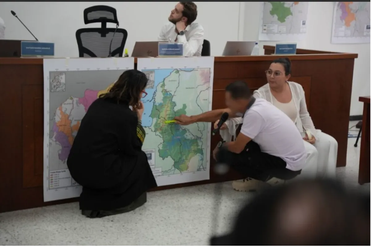 Exintegrantes de las Farc-EP rindieron versión por atentado del 'Burrobomba'