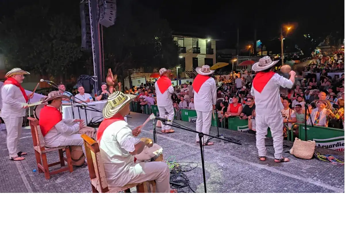 'Joche y sus Gaiteros de Ovejas', conquistaron el primer puesto en la categoría profesional del Festigaitas