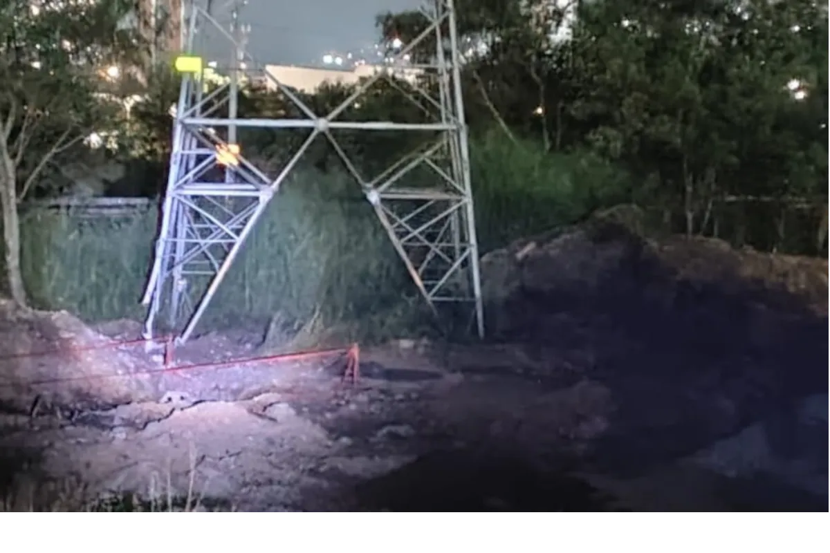 Disidencias atentan contra torre de energía en Antioquia