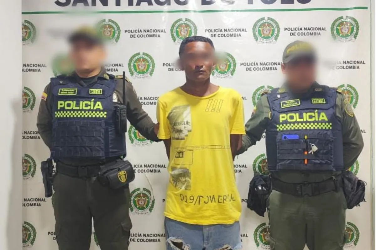 En líos porque habría golpeado a su hermana