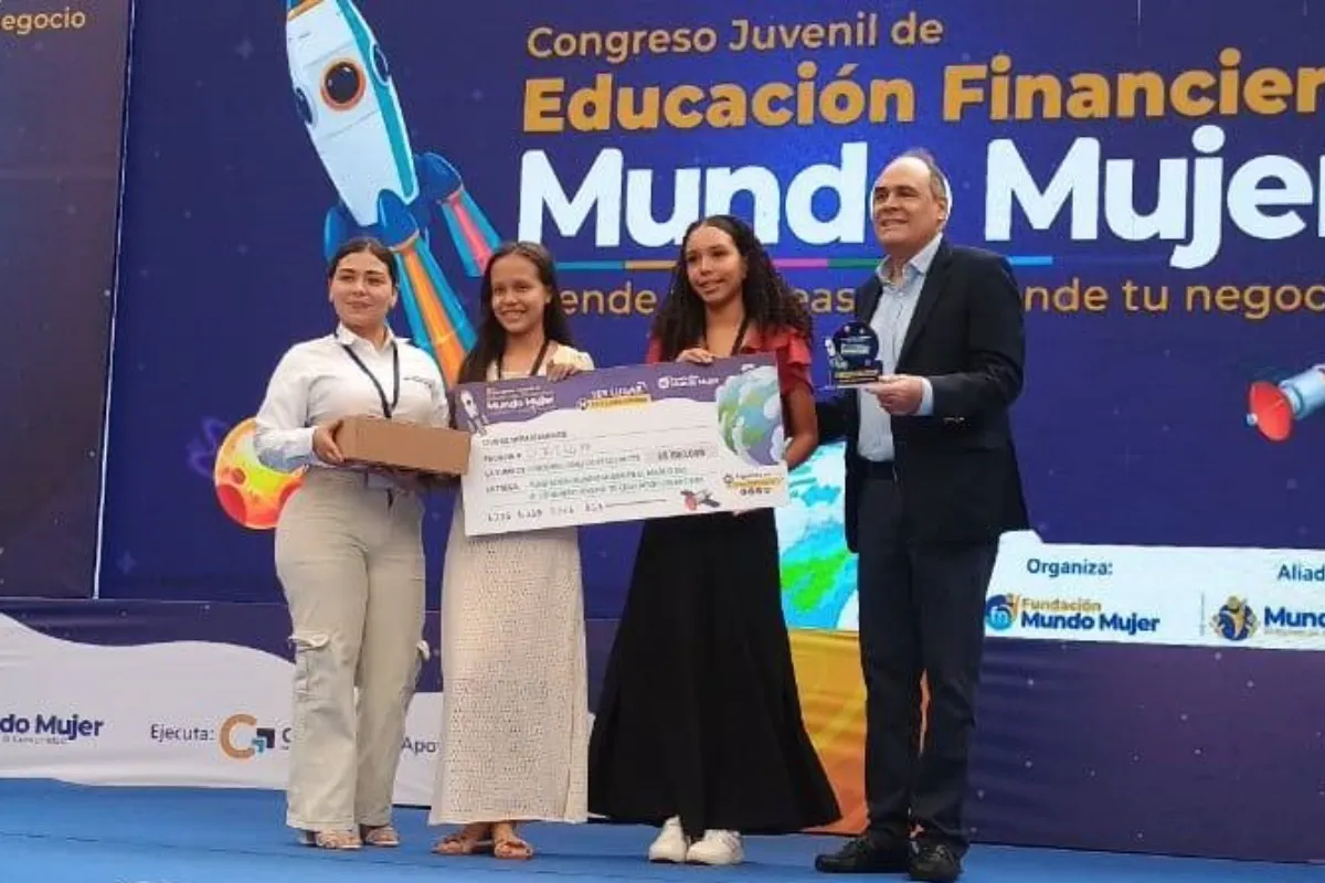 Estudiantes de Juanita García Manjarez se quedaron con el primer lugar