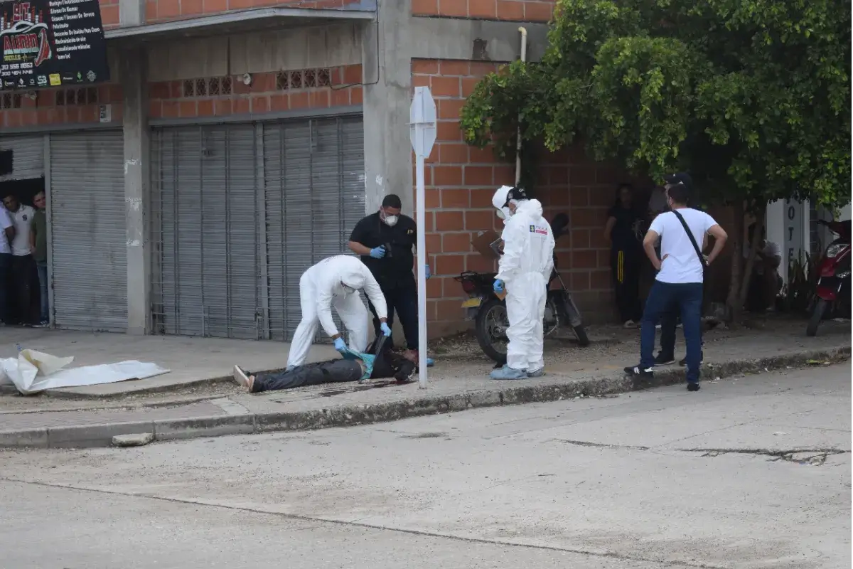 Atentado a bala sobre la avenida Argelia de Sincelejo dejó un muerto y un herido