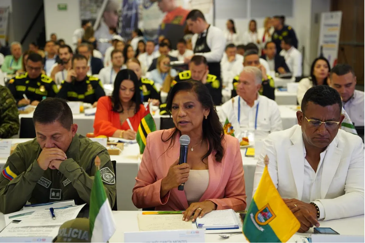 Proponen a Petro estrategia regional de seguridad para enfrentar amenazas