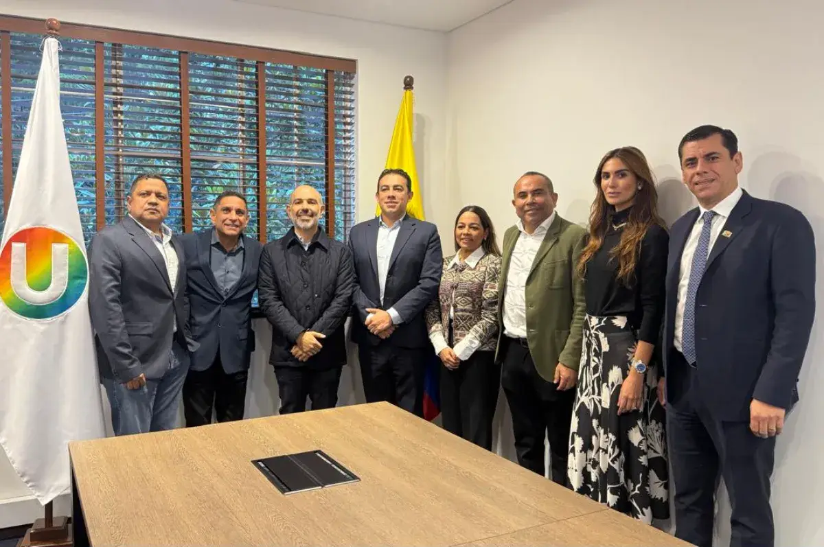 La U llevará lista cerrada a la Cámara