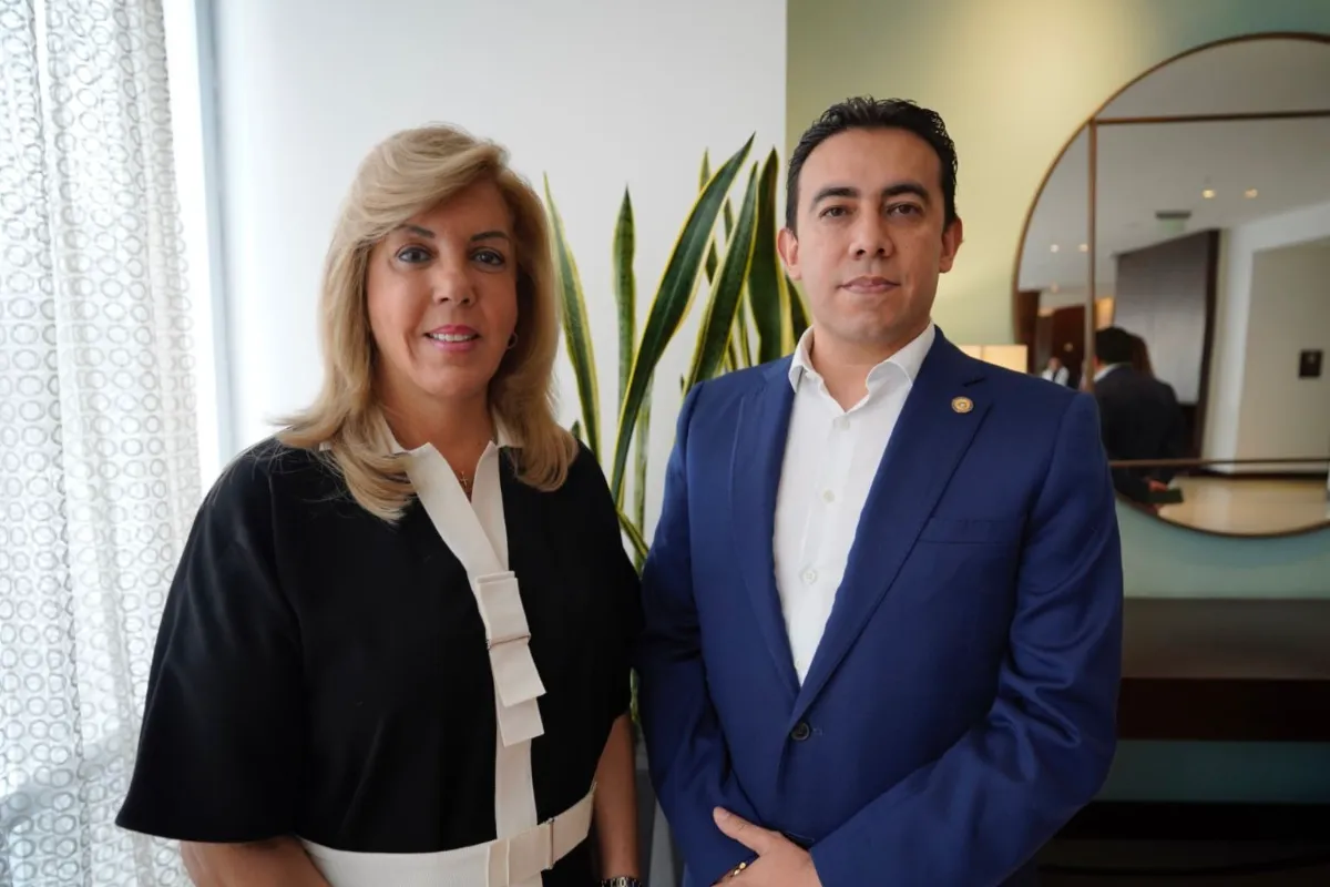 La U se desmarca de la cumbre de partidos tradicionales y niega haber participado en el encuentro