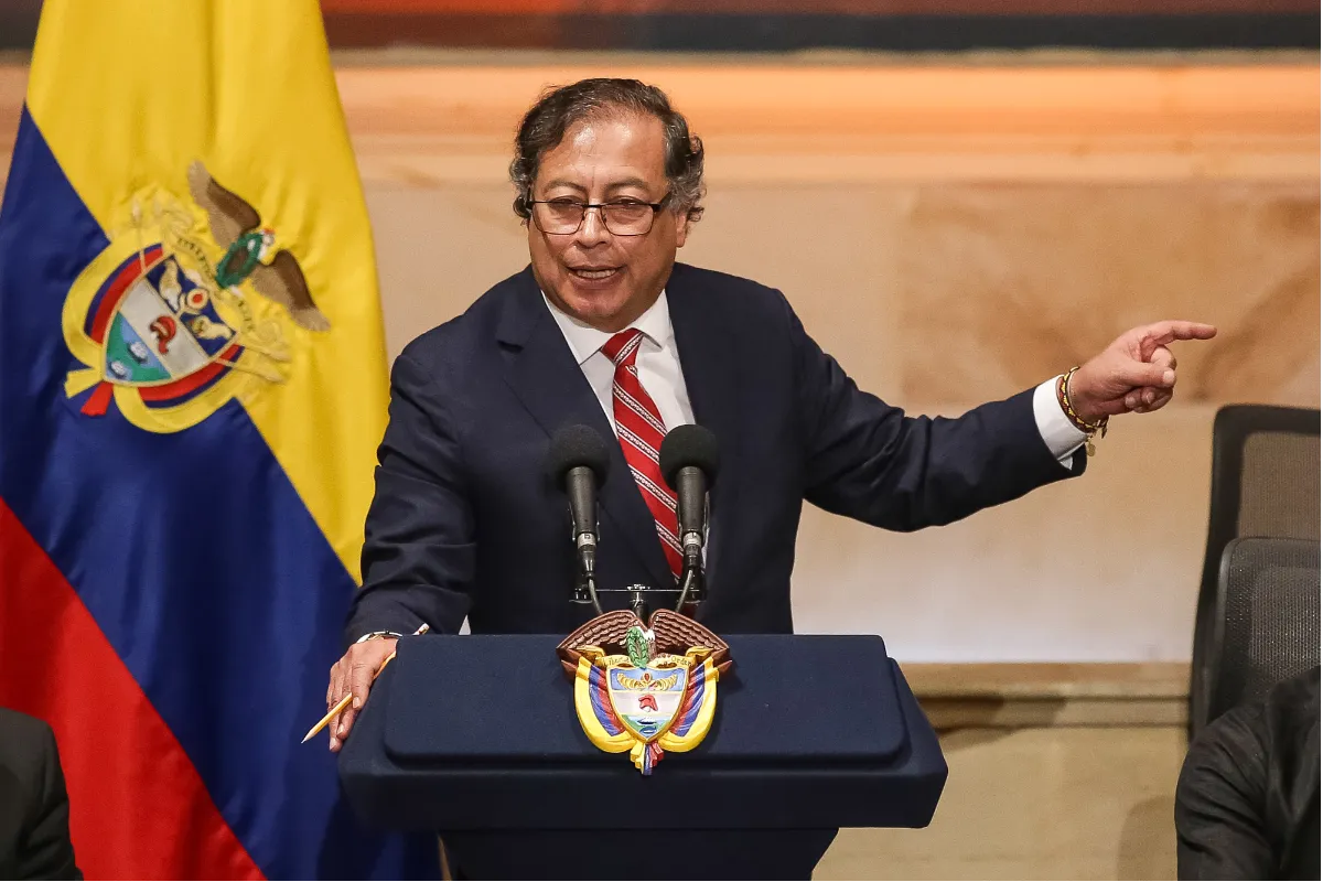 Petro ordenó un nuevo bombardeo contra las disidencias en Arauca