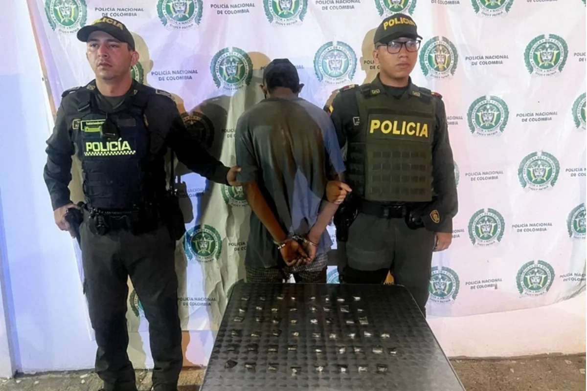 Le hallaron sustancias ilícitas
