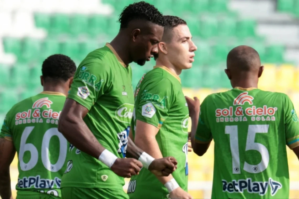 Jaguares sigue vivo