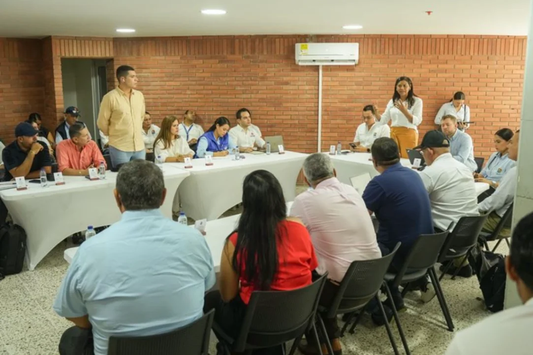 Findeter e Invías revisarán bien los estudios y diseños de la vía El Cauchal - Sucre