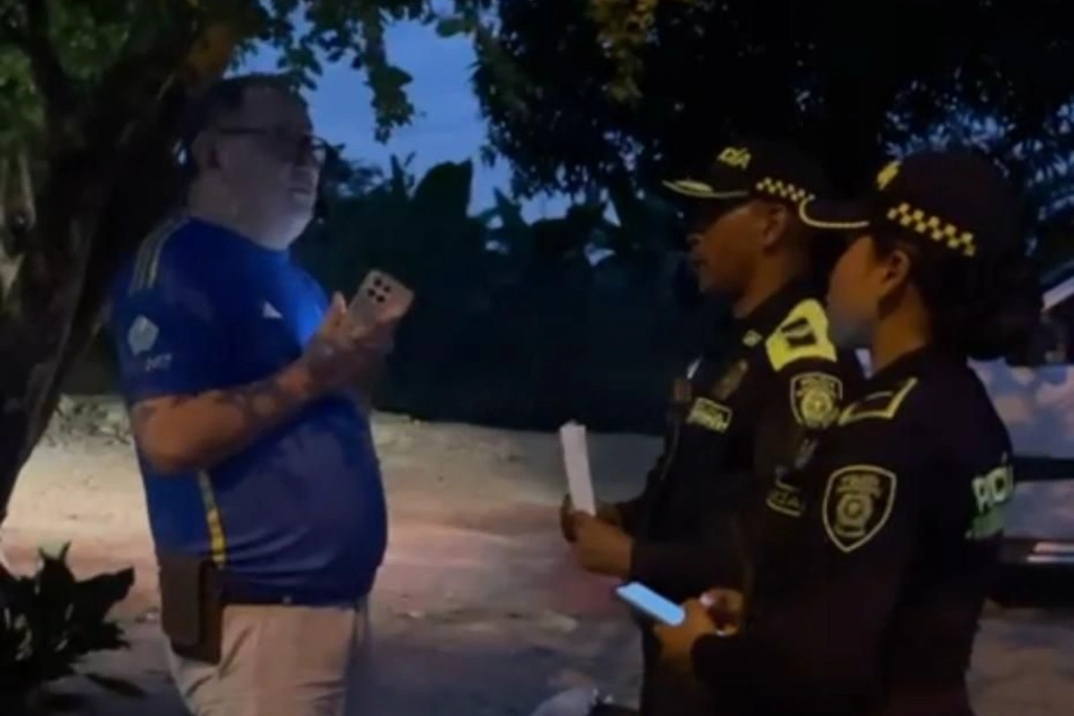 Arrestan a veedor por daño al buen nombre