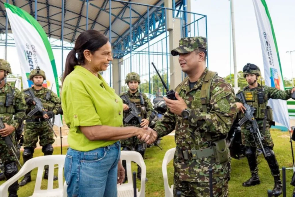 Gobernadora Lucy García entregó más herramientas operativas a la fuerza pública en Sucre