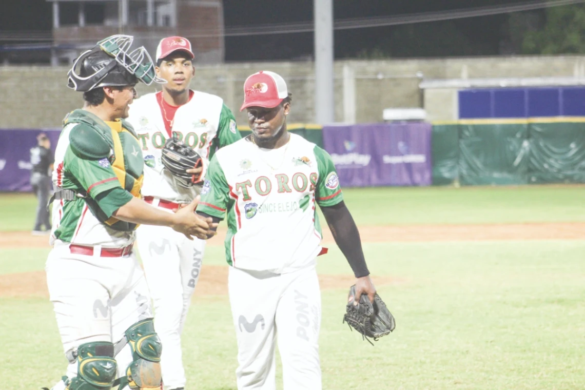 Toros de Sincelejo perdió la serie en Cartagena, pero está en la pelea