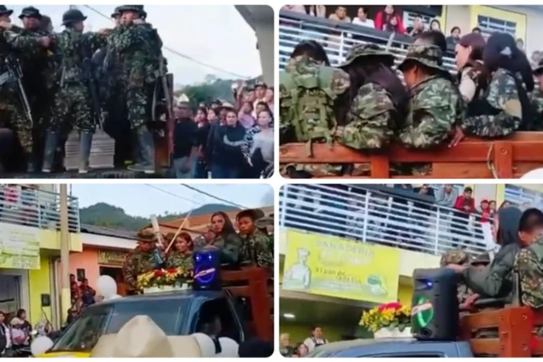 Con caravana, las disidencias Farc exhiben cuerpo de combatiente abatido en combate
