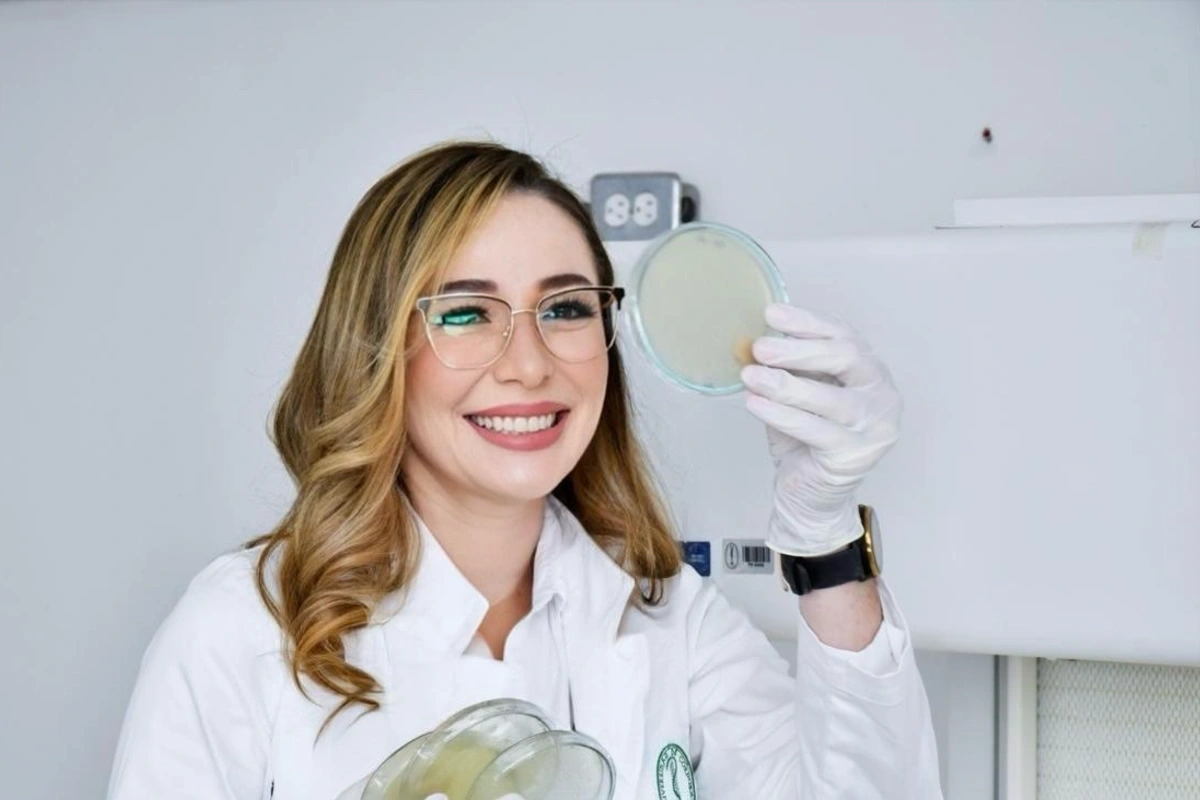 Unicórdoba pulveriza un virus bueno que prolonga el periodo del queso costeño