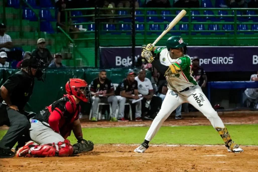 Toros vencieron 9–8 a Tigres en extrainning en el 20 de Enero