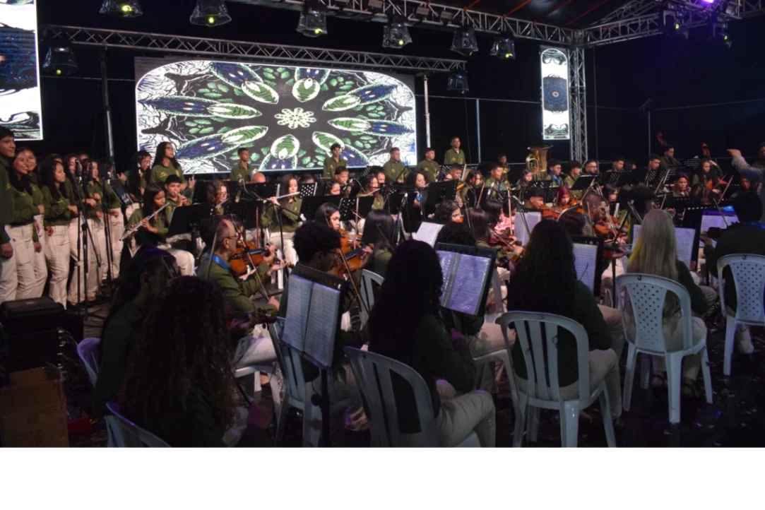Concierto de cierre de la Orquesta Sinfónica de Comfasucre,todo un espectáculo, reconocimientos y talento