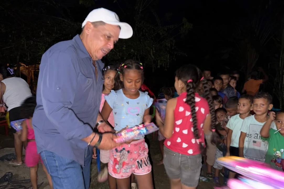 Alcaldía de Guaranda envía mensaje de esperanza y unión a las familias en Navidad y año nuevo