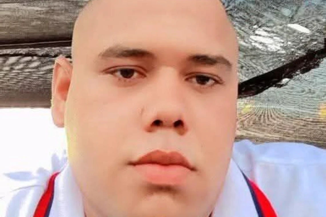 Lo habría impactado un vehículo