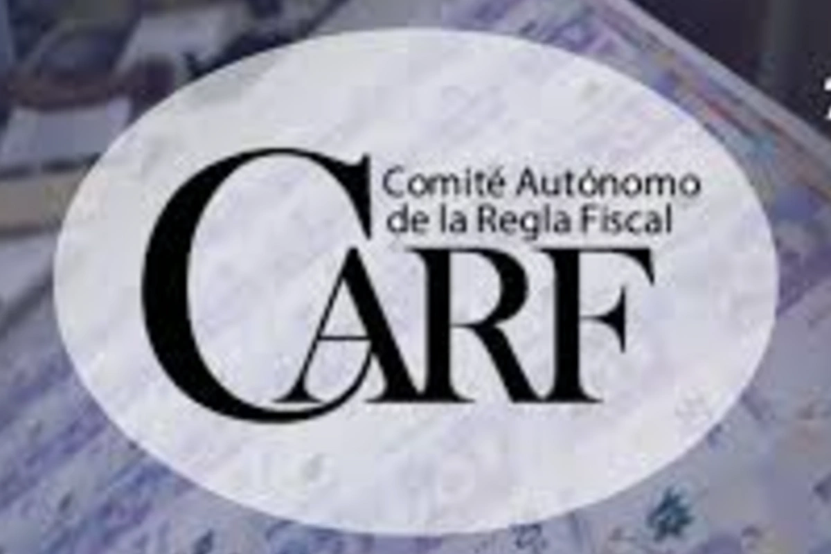Carf advierte impacto del aumento del salario mínimo en déficit fiscal Colombia
