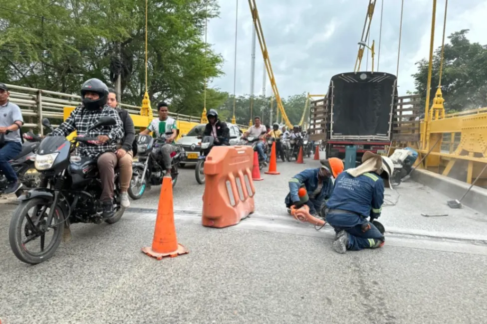 Cierre vial temporal en el puente Gustavo Rojas Pinilla