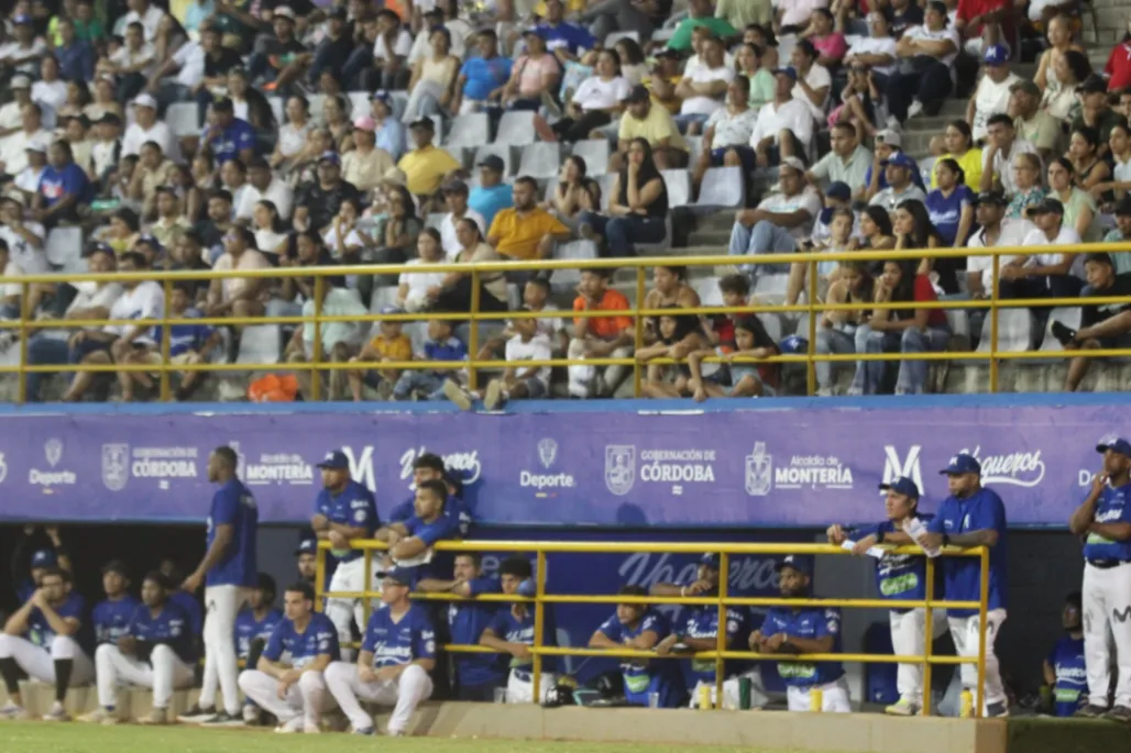 El equipo reaccionó, los dueños se escondieron