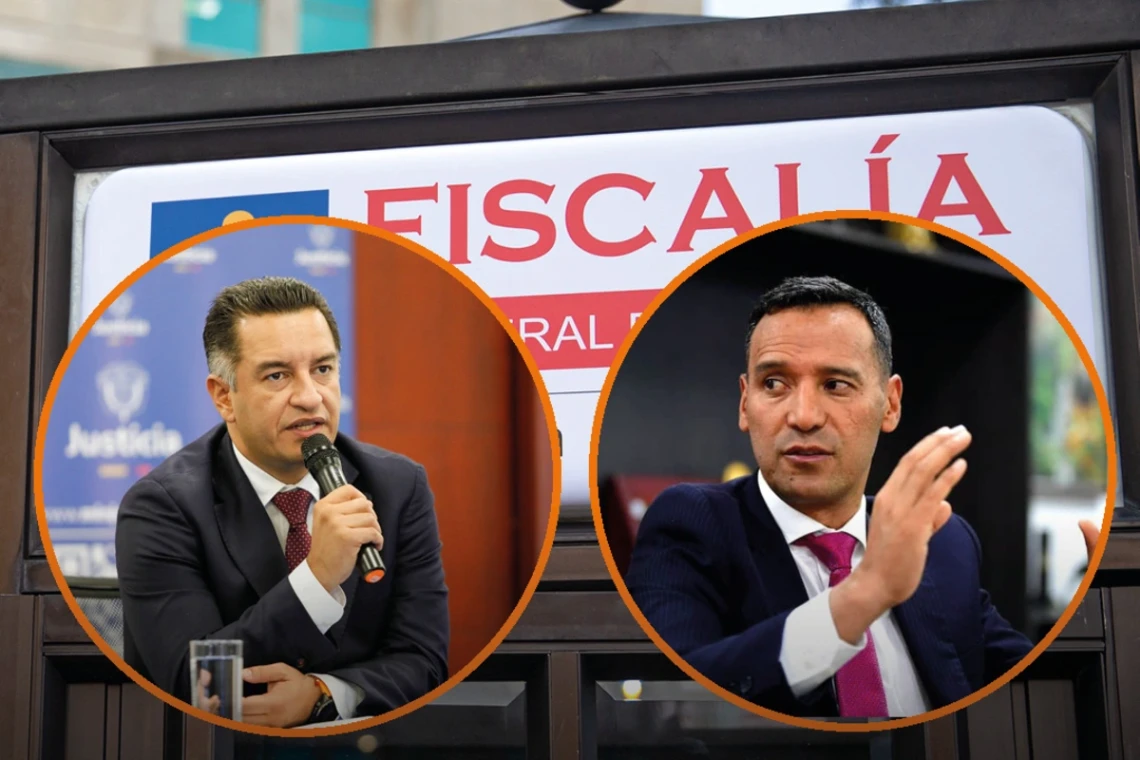 'Trabajando con el enemigo', dijo que Gobierno lo espía