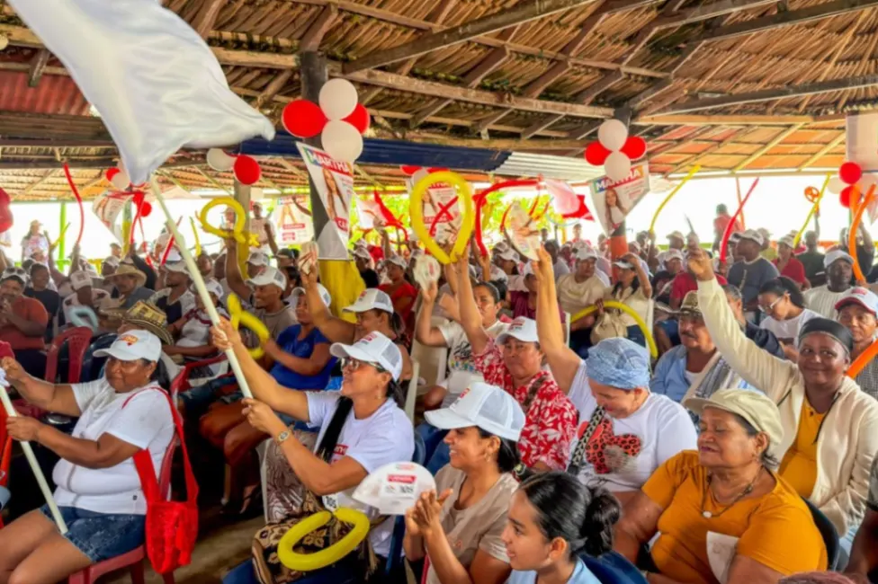 Partido Liberal en Puerto Escondido ratifica apoyo a Martha Ruíz a la Cámara