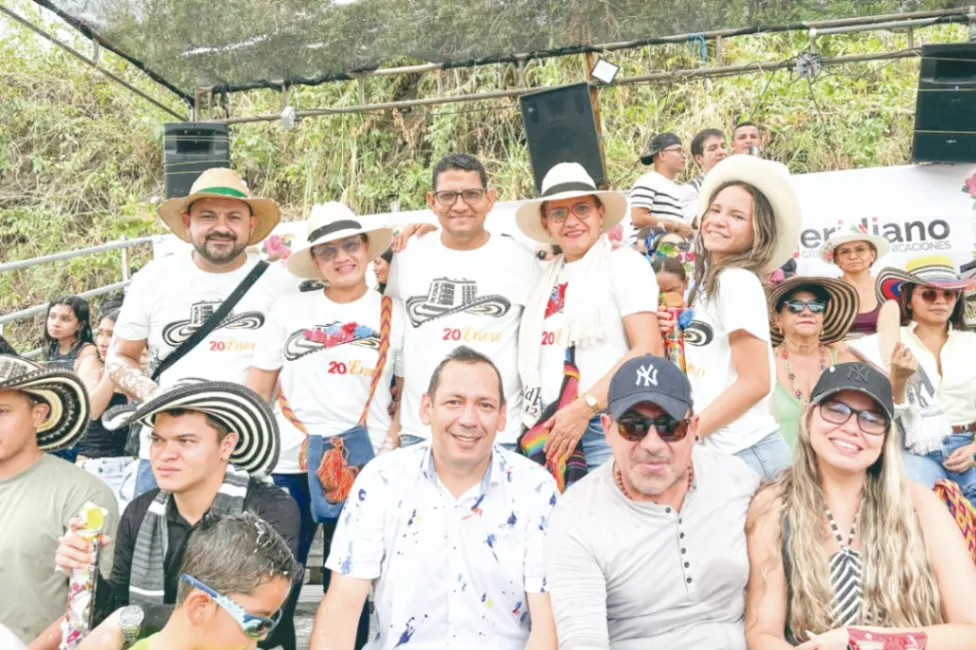 La fiesta buena se vivió por todo lo alto en el palco de El Meridiano