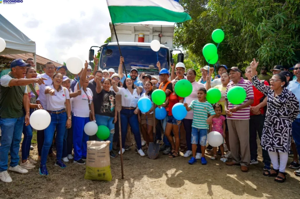 Inicia la pavimentación de la vía Puerto Escondido – San Miguel
