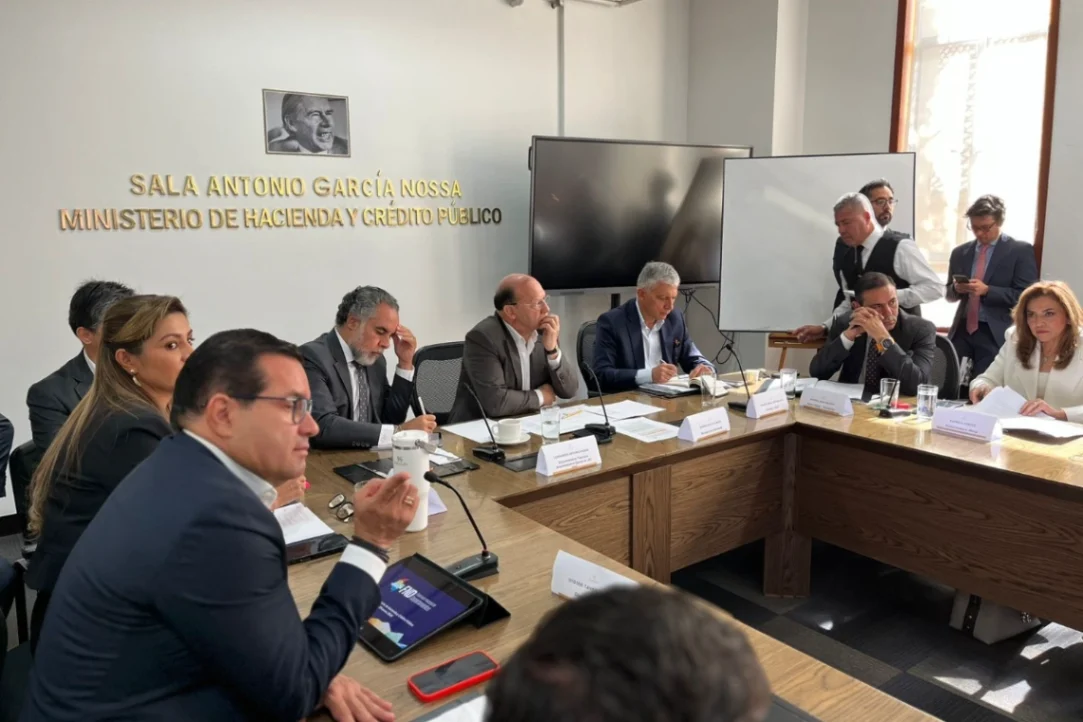 Gobernadores siguen firmes, anuncian demanda