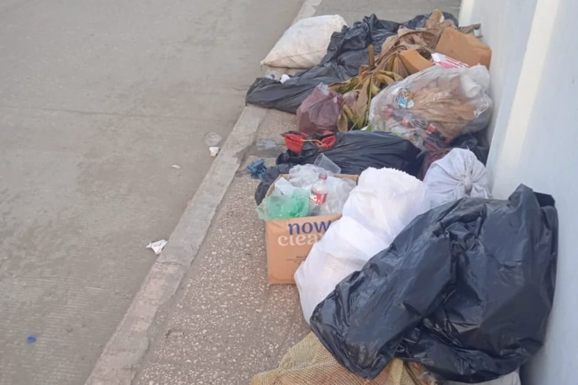 La Alcaldía tiene a Moñitos lleno de basura