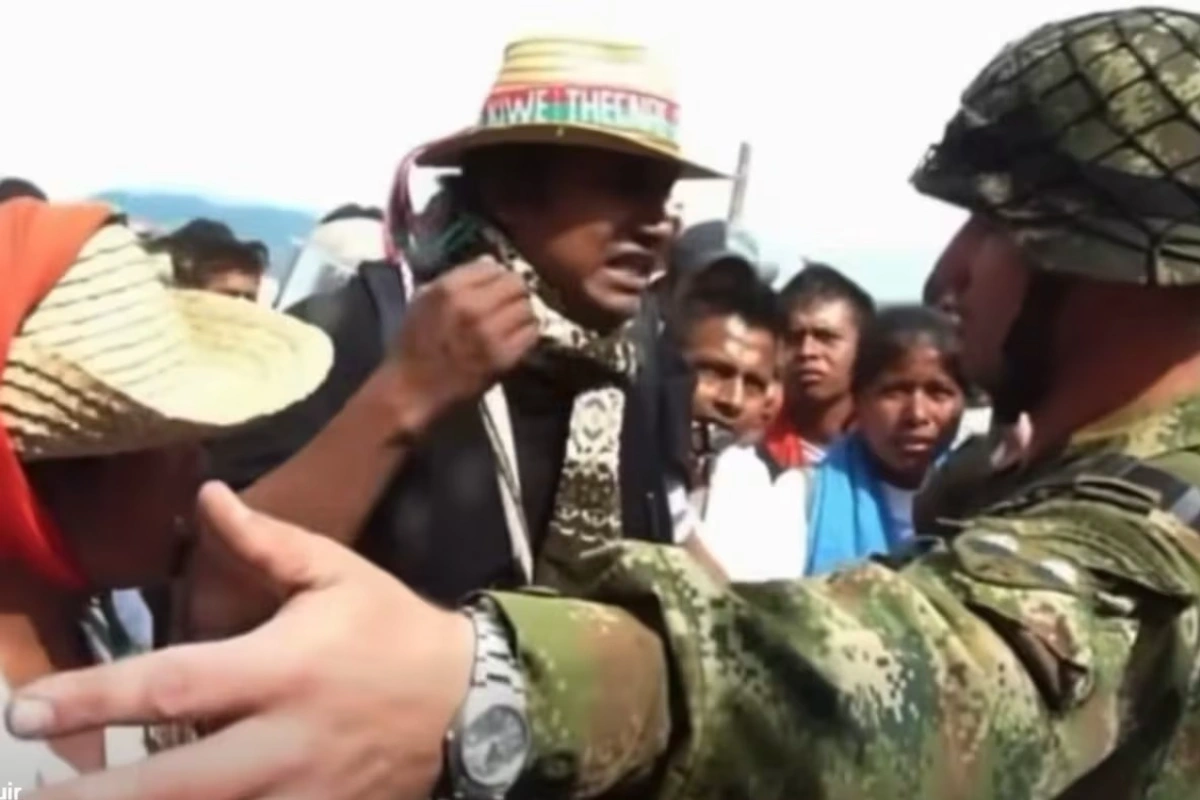 Nuevo MinIgualdad agredía soldados en el Cauca