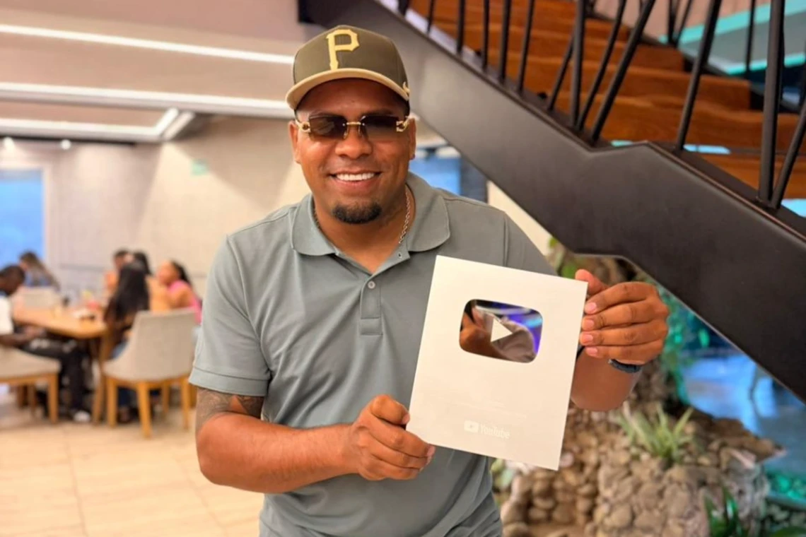 De la constancia al éxito: 'El Gómez' celebra 100.000 suscriptores en YouTube