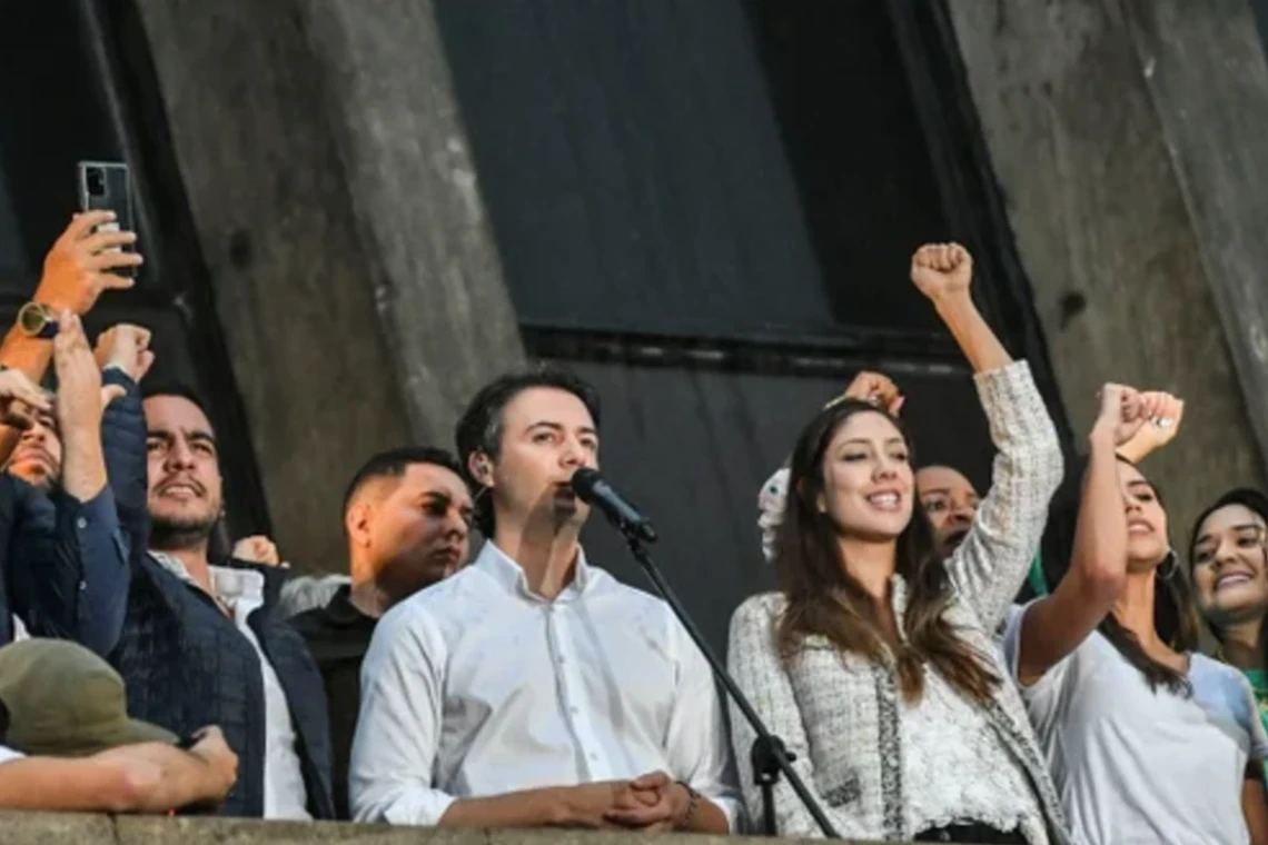 Desmienten a la esposa de Daniel Quintero