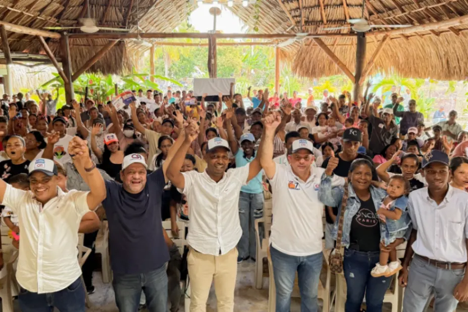 Juan José Durango se afianza en los municipios costeros