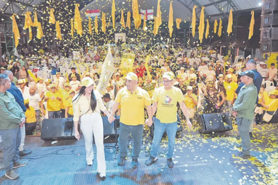 Lorica se volcó con Antonio Correa: más de 2.000 personas respaldan su proyecto