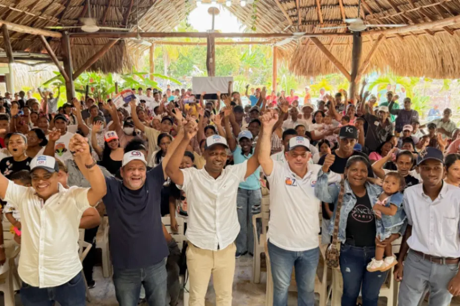 Juan José Durango se afianza en los municipios costeros