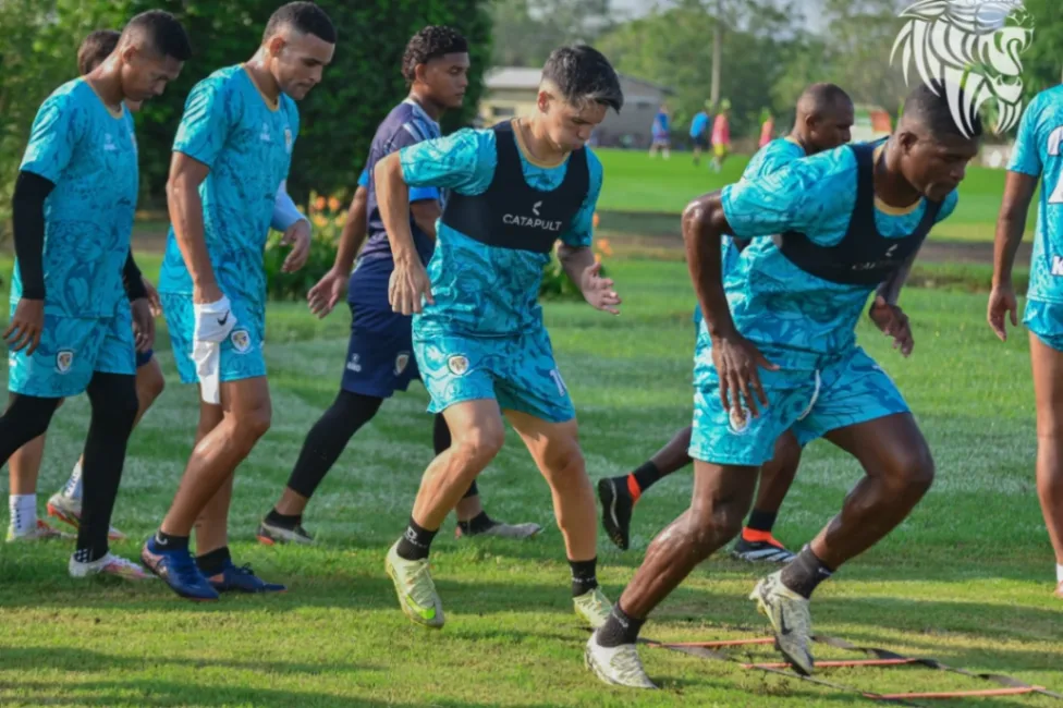 Jaguares entrena en Montería