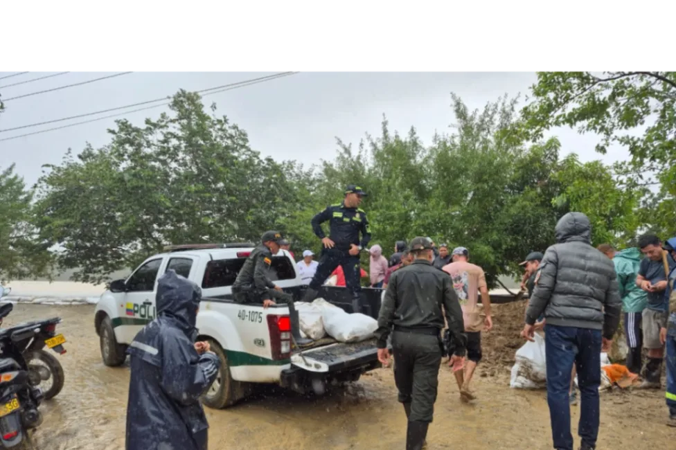 Policía Nacional despliega operativo integral de ayuda humanitaria en Córdoba