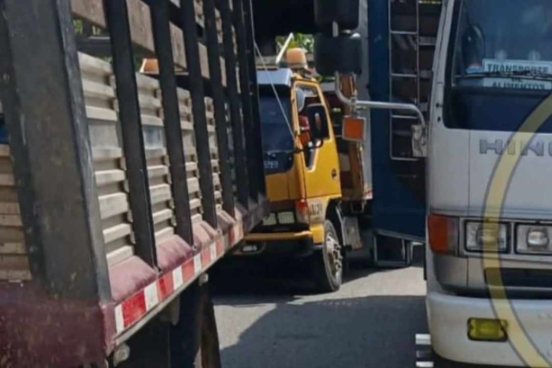Restringen paso de carga pesada en Tierralta por riesgo vial