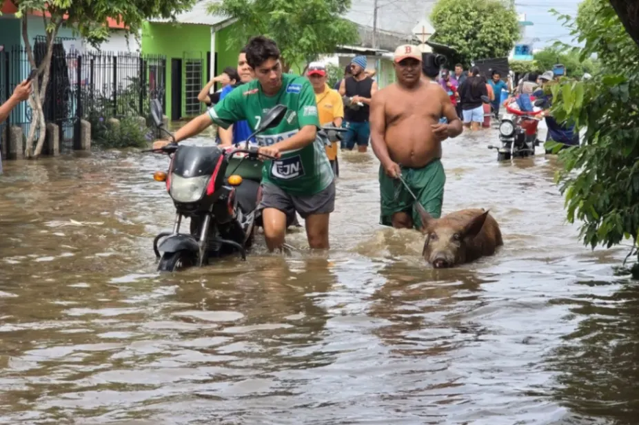 Aguas desbordaron la calma a lo largo y ancho del Sinú
