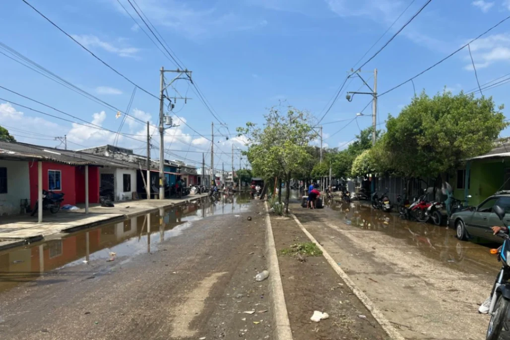 El agua empieza a ceder